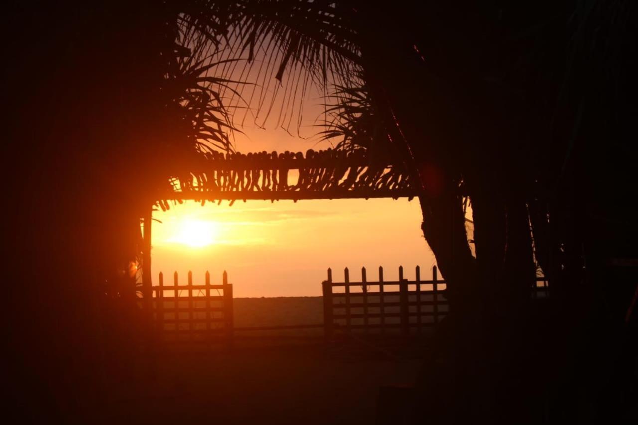 Happy Cocos Beach House Waskaduwa Exterior photo